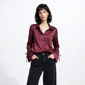 Wilfred Aritzia Burgundy Satin Blouse Medium Flare Sleeve Bow Office Evening